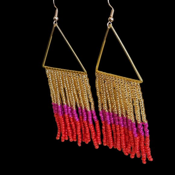 NWT - Handmade Gold and Pink Beaded Triangle Earrings - Picture 9 of 12